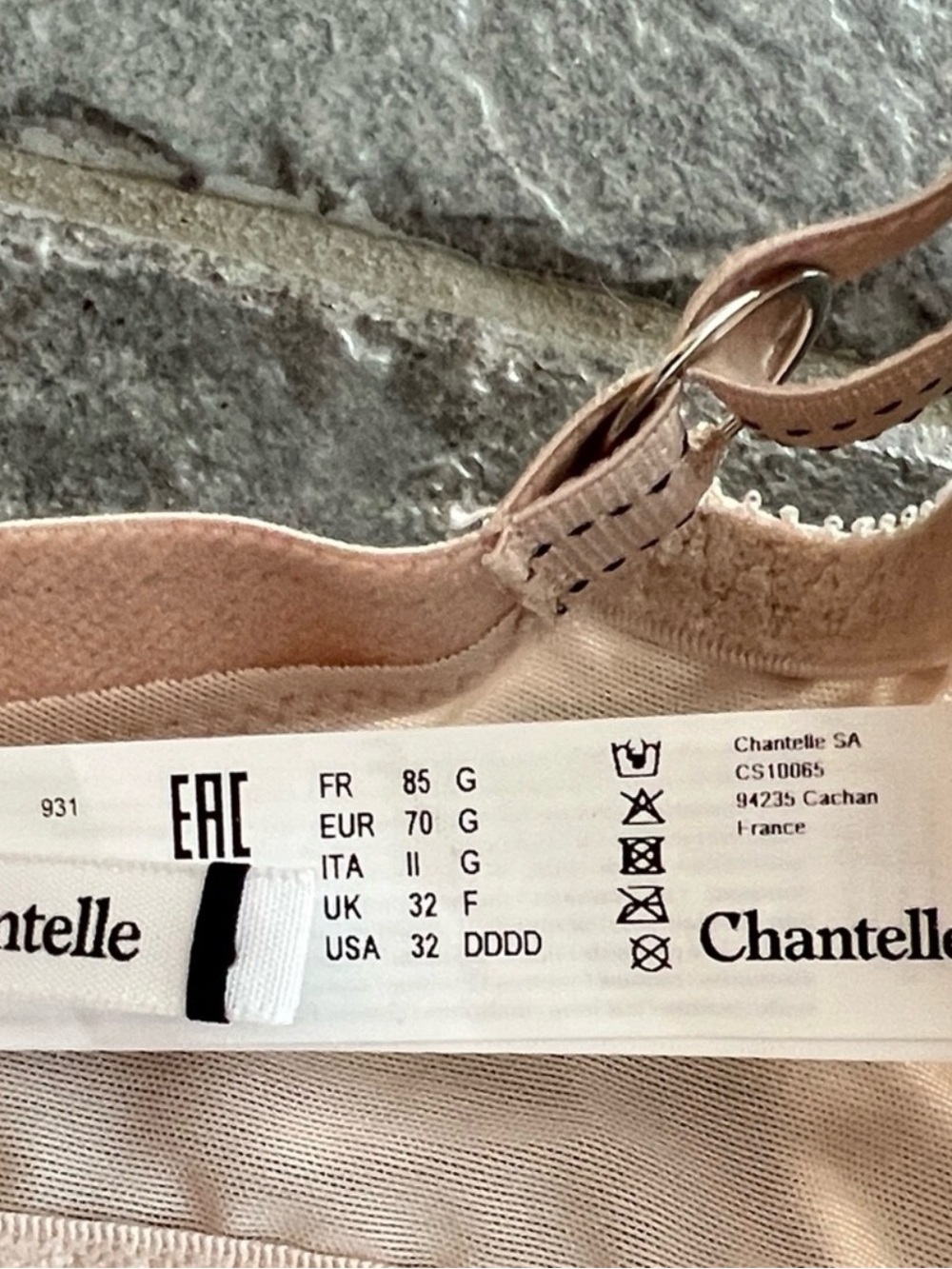 Chantelle Rive Gauche Full Coverage T-Shirt Bra - Picture 5 of 6